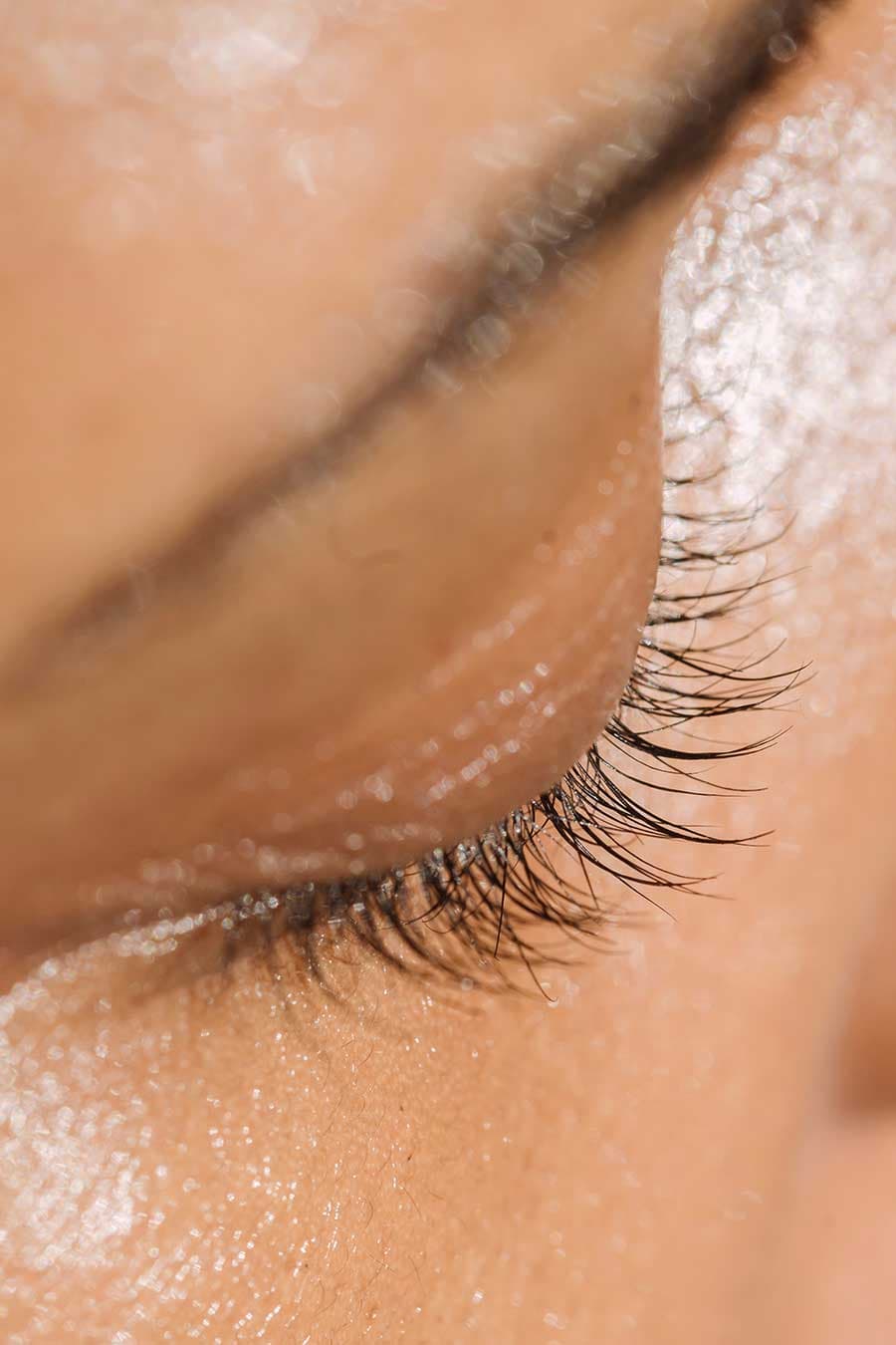 Rehaussement de cils — courbure naturelle longue tenue